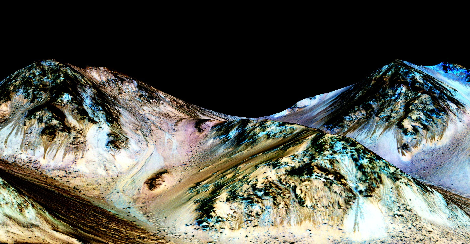 salty-water-flows-on-mars-today-boosting-odds-for-life-00