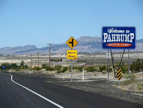 Dark triangle UFO hovers over Nevada town