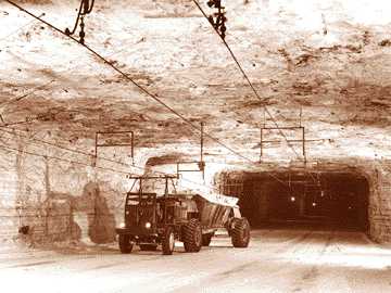 not-many-people-know-about-the-city-1200-feet-below-detroit-05