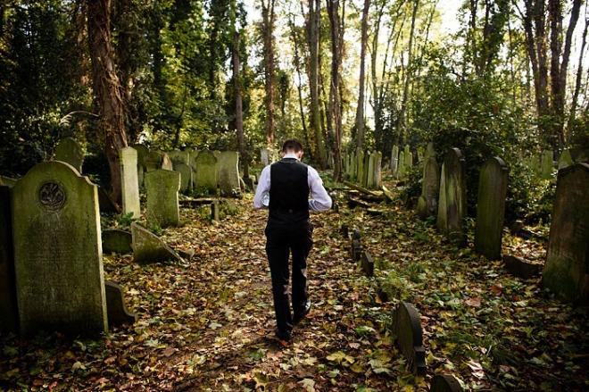 Dead Alive: Rare Mental Illness Called Walking Corpse Syndrome Makes People Think They’re Dead