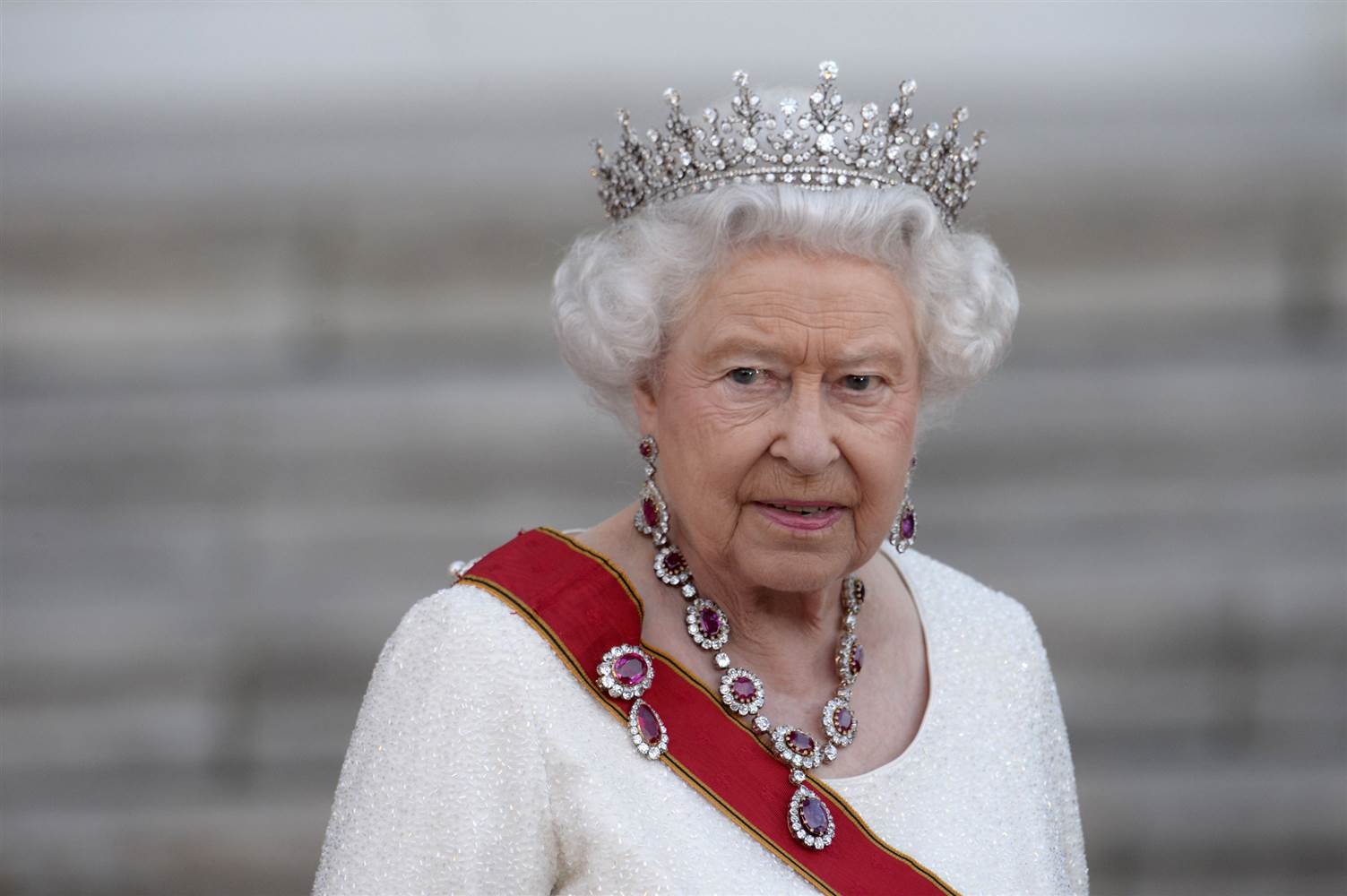 Queen Elizabeth Warns Of ‘Holy War To End All Wars’